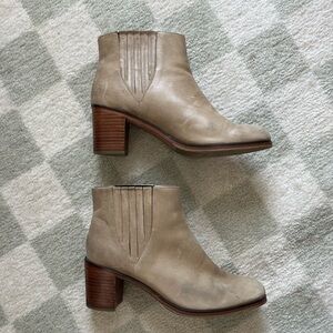 Wolverine 1000 Tan Leather Ankle Boots